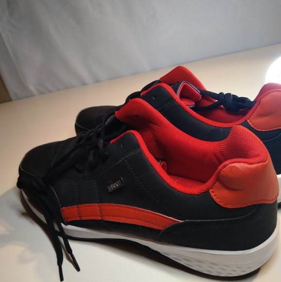 Shoes - Picture 3 of 6